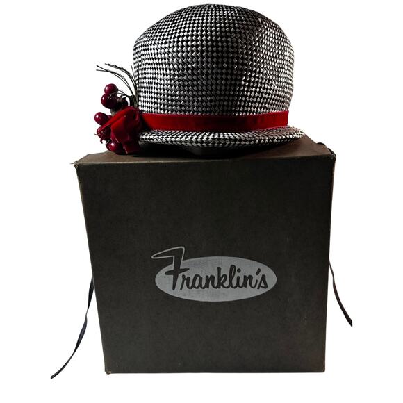 Vintage Mr John Classic Straw Hat Red Velvet Berries Accent Black White Paris NY main image 5